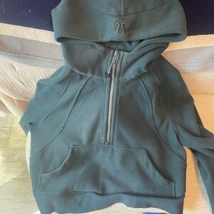 lululemon scuba cropped size 6